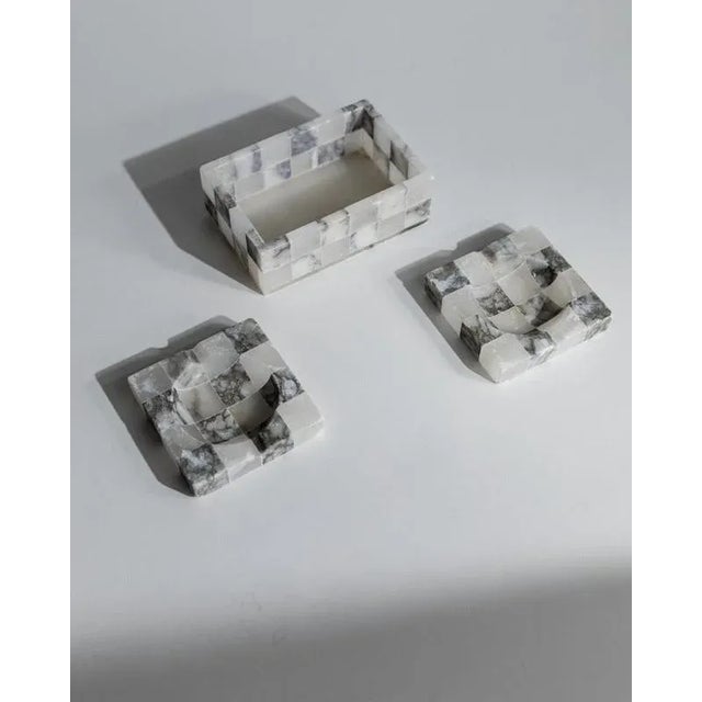 This vintage marble smoking set from 1970s Italy is a refined example of elegant craftsmanship and timeless design. The...