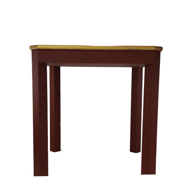 Early 21st Century Vintage Chinese Style Deep Red Gilded Lacquer Small Square Table/Chessboard Table For Sale - Image 5 of 8
