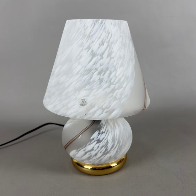 Modern Mushroom Table Lamp in Opaline Murano Glass and Brass, 1970s For Sale - Image 3 of 13