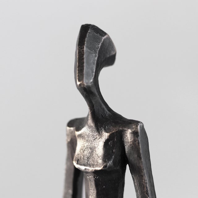 Lisette II (9/25) - Figurative Abstract Bronze Sculpture for Shelf or Table Original Artwork by Nando Kallweit For Sale In Los Angeles - Image 6 of 12