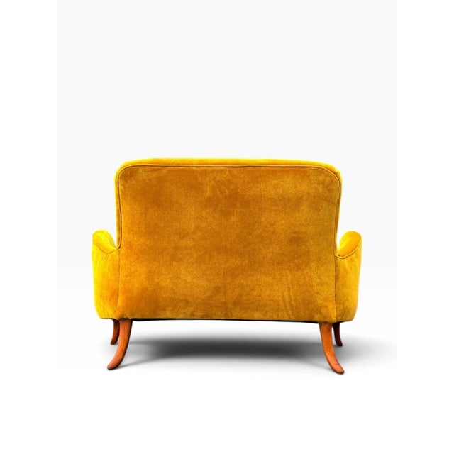 Saffron Italian Mid-Century Modern Sculptural Wing Arm Loveseat | Restored in Saffron Velvet | C. 1950s For Sale - Image 8 of 11