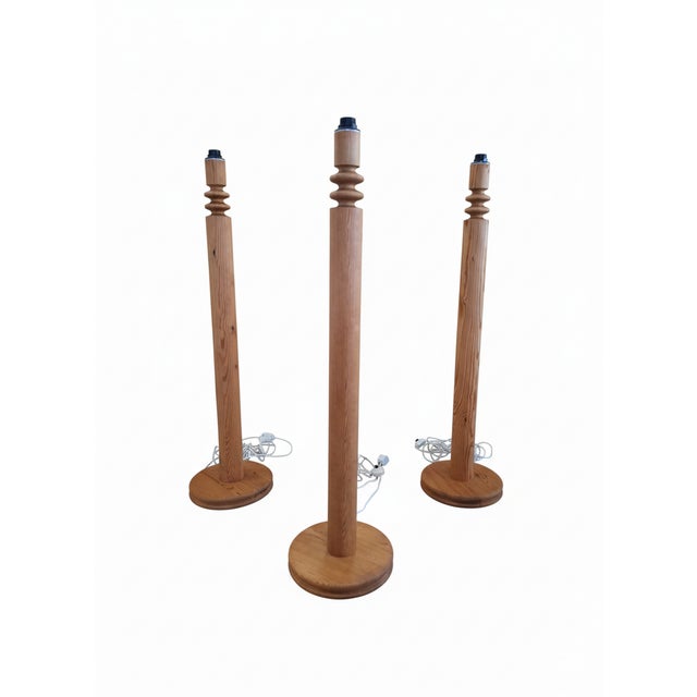 1970s Pine Floor Lamps by Uno Kristiansson for Luxus, Sweden, 1970s, Set of 3 For Sale - Image 5 of 17