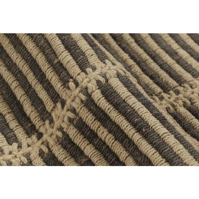 Rug & Kilim’s Contemporary Kilim in Beige and Gray Textural Stripes For Sale In New York - Image 6 of 7