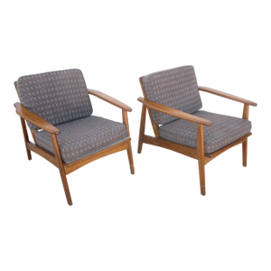 Mid 20th Century 2 Danish Modern Wooden Lounge Chairs