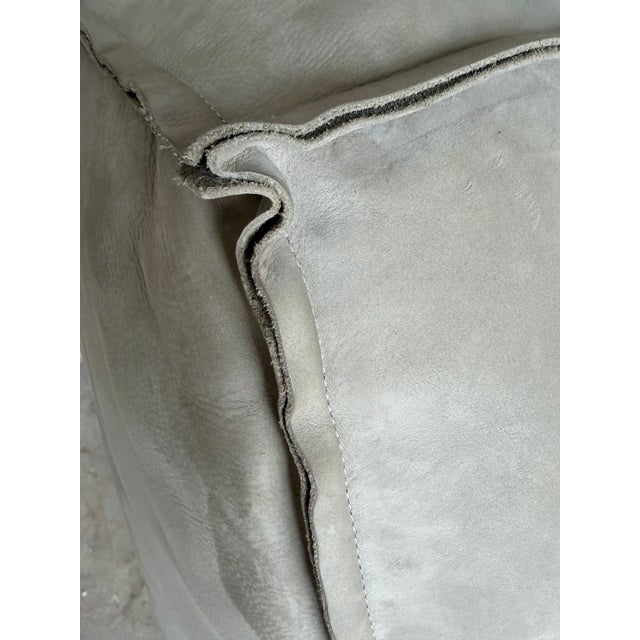 Ivory Paola Navone for Baxter “Miami Soft” Italian Leather Loveseat Sofa For Sale - Image 8 of 16