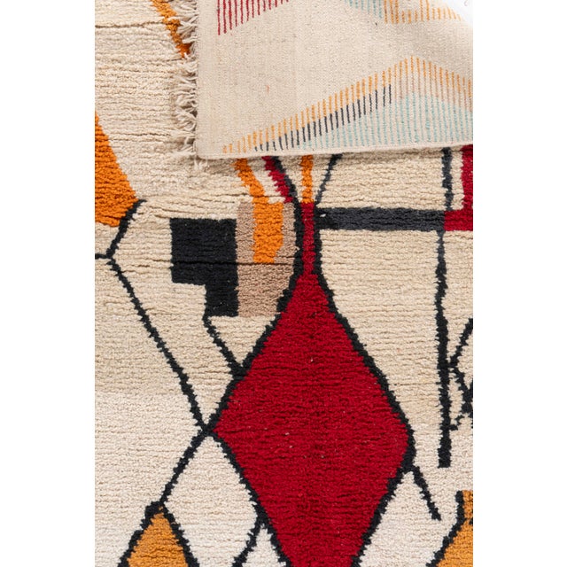 Textile Moroccan White Modern Hand Knotted Rug 5' X 8'6 For Sale - Image 7 of 9