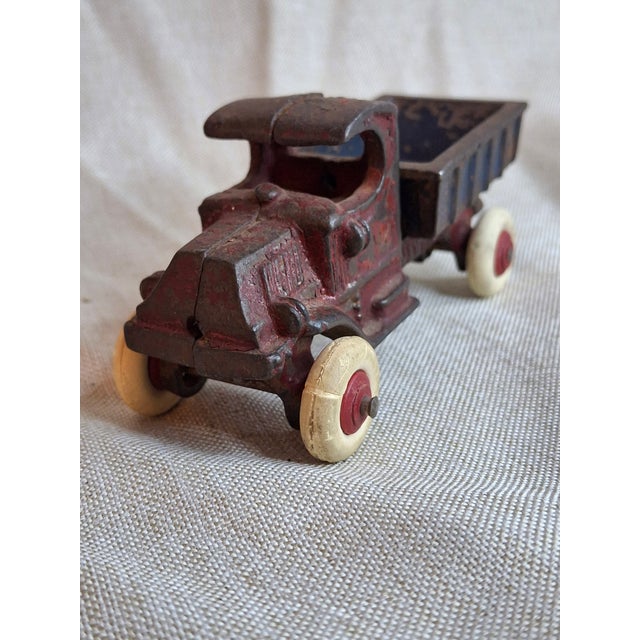 Rare 1920s Champion Cast Iron Mack C-Cab Dump Truck Original Paint & White Tires For Sale - Image 13 of 18
