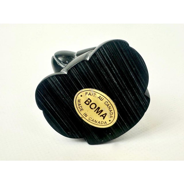 Canadian Inuit Figurine from Boma, 1970s, Set of 2 For Sale - Image 9 of 13