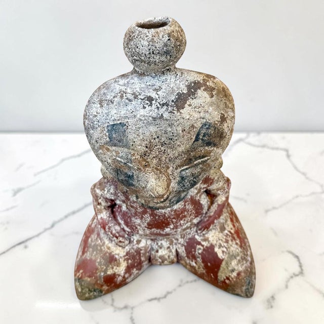 Mexican Nayarit Chinesco Female Figurine For Sale - Image 3 of 7