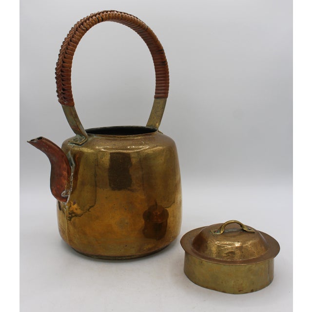 Circa 1891-1911 Chinese Brass Tea Kettle For Sale - Image 4 of 7