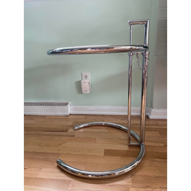 Mid-Century Modern Vintage Eileen Gray E1027-Style Adjustable Chrome Side Table, Circa 1970s–1980s For Sale - Image 3 of 17