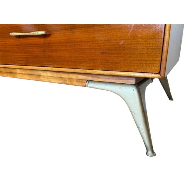 Mid-Century Modern Walnut Credenza by R-Way Furniture, 1960s For Sale - Image 12 of 12