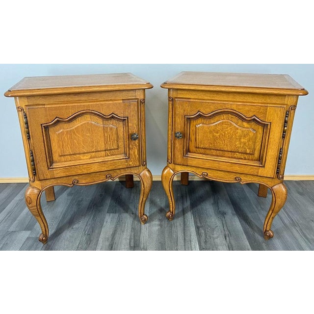 A beautiful pair of bedside tables in Louis style. Measurements---- Height:60cm Width:49cm Depth:39cm