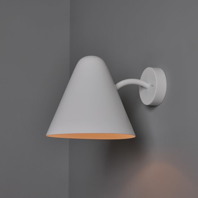 Mid-Century Modern 'ZuZu' White Painted Brass Wall Sconce in the Style of Jacques Biny For Sale - Image 12 of 18