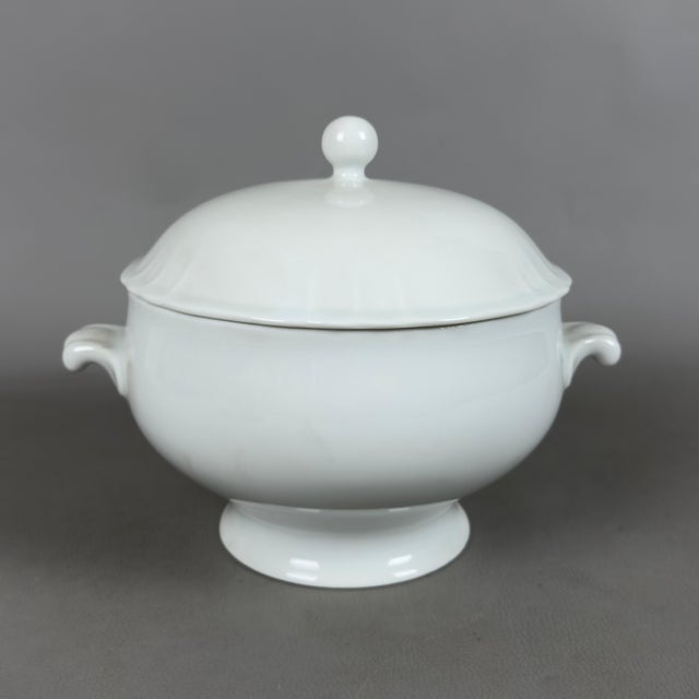 Vegetable Soup Tureen in White Porcelain by Richard Ginori For Sale - Image 3 of 11