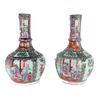 Chinese Export Porcelain Bottle-Form Rose Medallion Vases For Sale