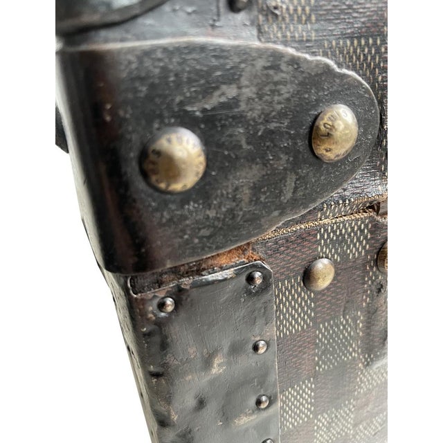 Large Hat Case from Louis Vuitton, 1895 For Sale - Image 16 of 18