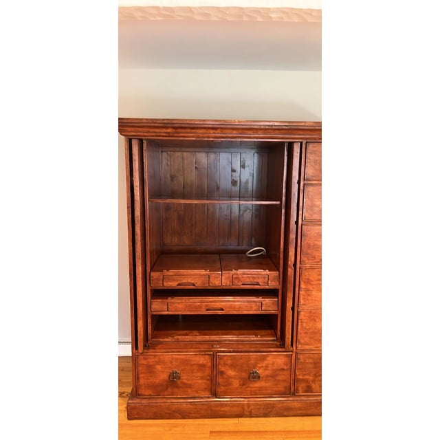 1990s Beautiful Solid Wood Apothecary Style Cabinet /Work Station. For Sale In New York - Image 6 of 12