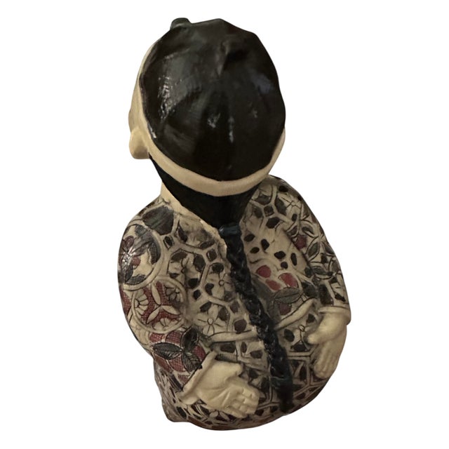 A Pair of Late 20th Century Oriental Hand Painted Figurines For Sale - Image 4 of 10