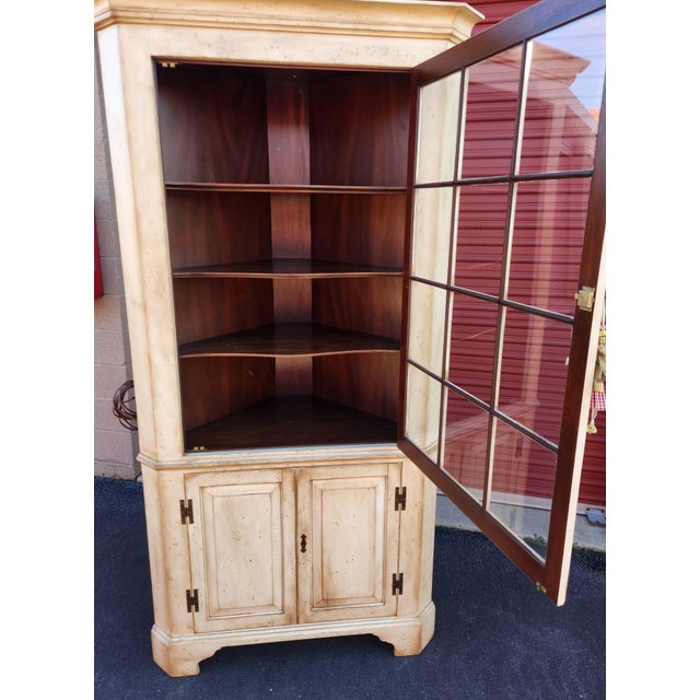 Henkel Harris Illuminated Corner Cabinet For Sale - Image 9 of 13