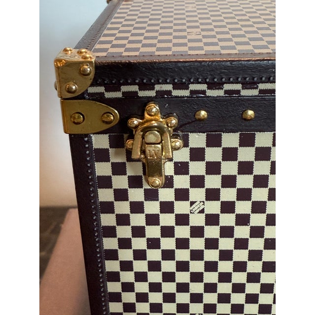 Early 21st Century Louis Vuitton Limited Edition Paperweight, Mini Vuitton Jewelry Box in the Shape of a Trunk, 2012 For Sale - Image 5 of 18
