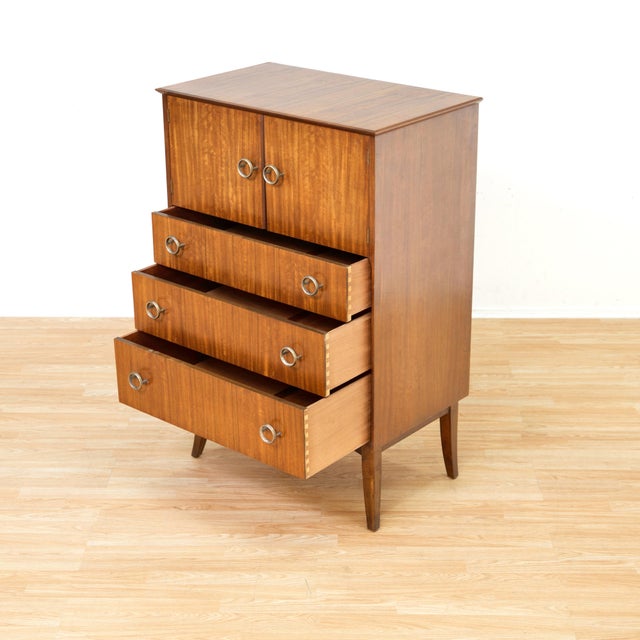British Mid-Century Mahogany Gentleman's Chest, 1950s For Sale - Image 4 of 10
