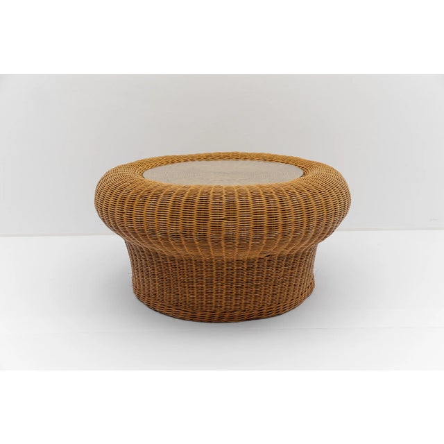 Round Coffee Table in Rattan and Glass, 1960s For Sale - Image 4 of 7