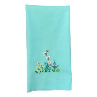 Vintage Aqua Linen Guest Towel with Padded Satin Stitch Floral Embroidery, Single Turquoise Fingertip Towel, Art Deco Era Linen For Sale