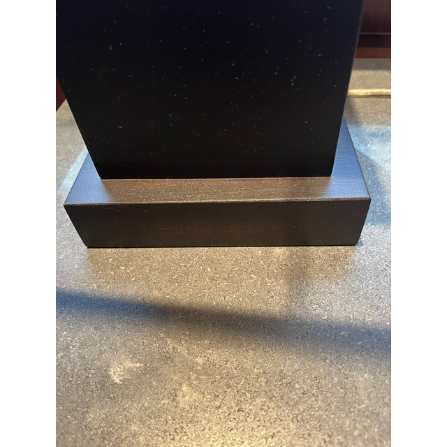 Restoration Hardware Pair of Contemporary Rectangular Lamps With Rectangular Shades in the Style of Restoration Hardware, Set of Two For Sale - Image 4 of 4