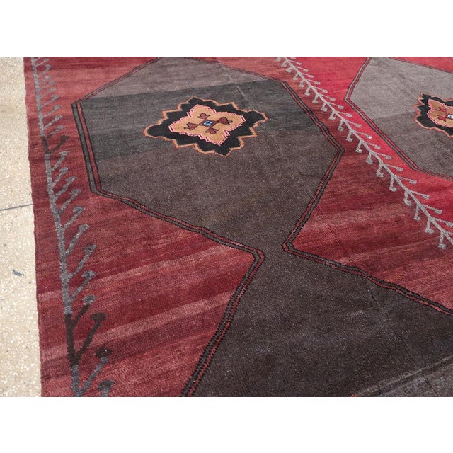 Tribal Galerie Shabab Collection Mid-20th Century Turkish Anatolian Square Carpet For Sale - Image 3 of 8
