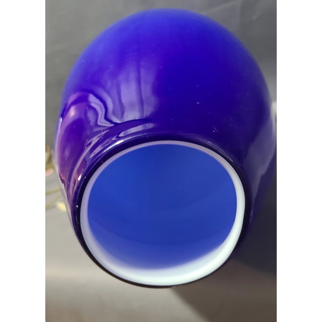 Late 20th Century Mid-Century Modern Cobalt Blue Hand Blown Cashed Art Glass Vase For Sale - Image 5 of 5