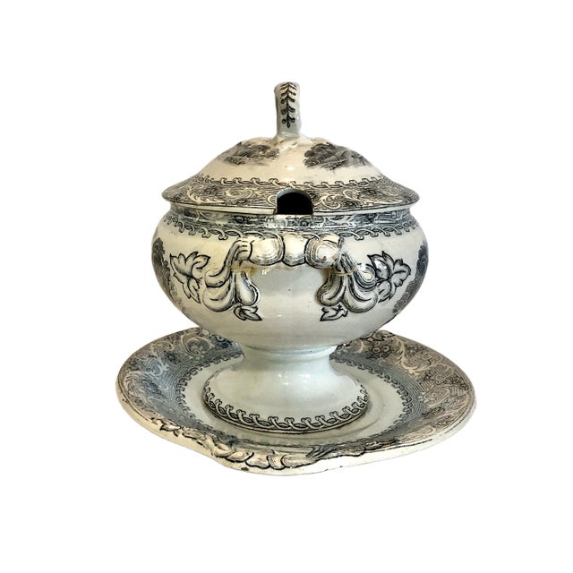 Staffordshire 19th-Century Covered Sauce or Gravy Tureen With Underplate For Sale In San Francisco - Image 6 of 12