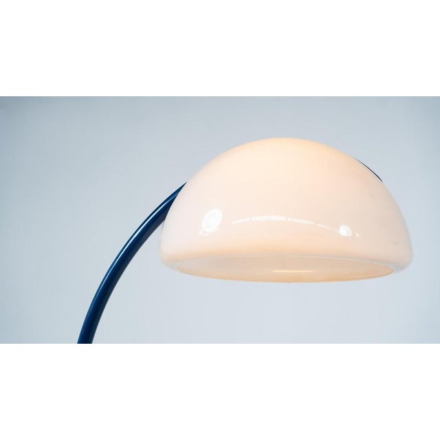 Blue Serpente Floor Lamp by Elio Martinelli for Martinelli Luce, 1960s For Sale - Image 9 of 12