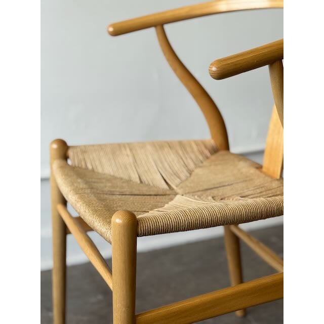 Mid-Century Modern 1970s Attributed Hans Wegner Wishbone Chair For Sale - Image 3 of 11