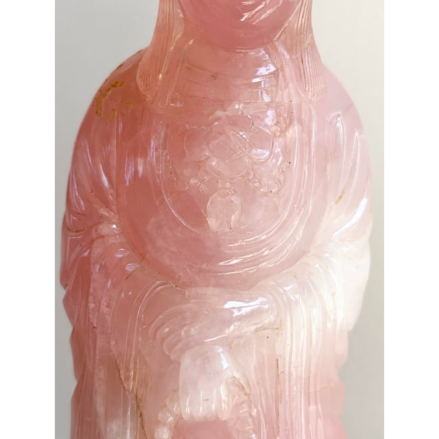 Chinese Antique Chinese Qing Dynasty Rose Quartz Guanyin Kwan Yin Figurine W/ Stand For Sale - Image 3 of 12