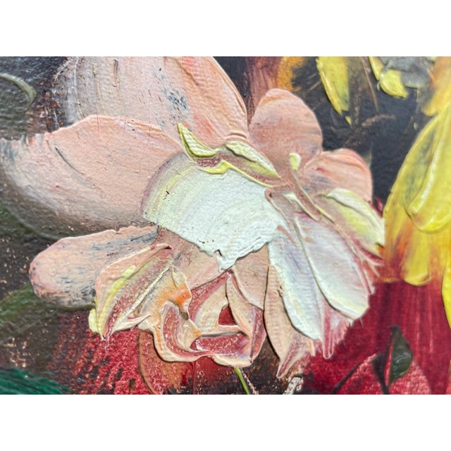 Vintage Floral Still Life Oil Painting in Frame | Elegant European Bouquet With Roses & Daisies | Classic Traditional Wall Art For Sale - Image 13 of 13