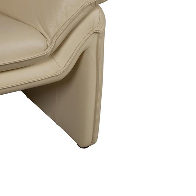 Lauuser Atlanta Leather Armchair Beige Cream For Sale - Image 4 of 14
