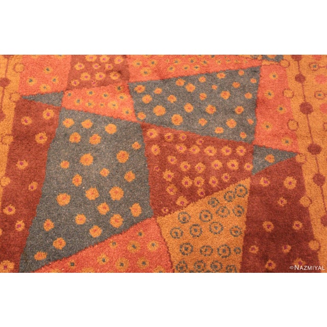 Art Deco Nazmiyal Collection 1920s Geometric French Art Deco Rug For Sale - Image 3 of 5