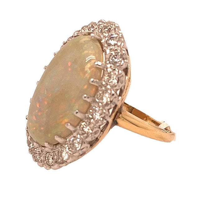 Contemporary Late 20th Century Stunning Opal Ring, Size 5 For Sale - Image 3 of 3