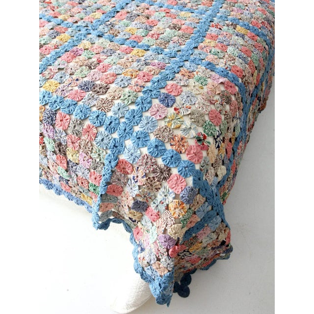 Early 20th Century Vintage Yo-Yo Quilt For Sale - Image 5 of 13