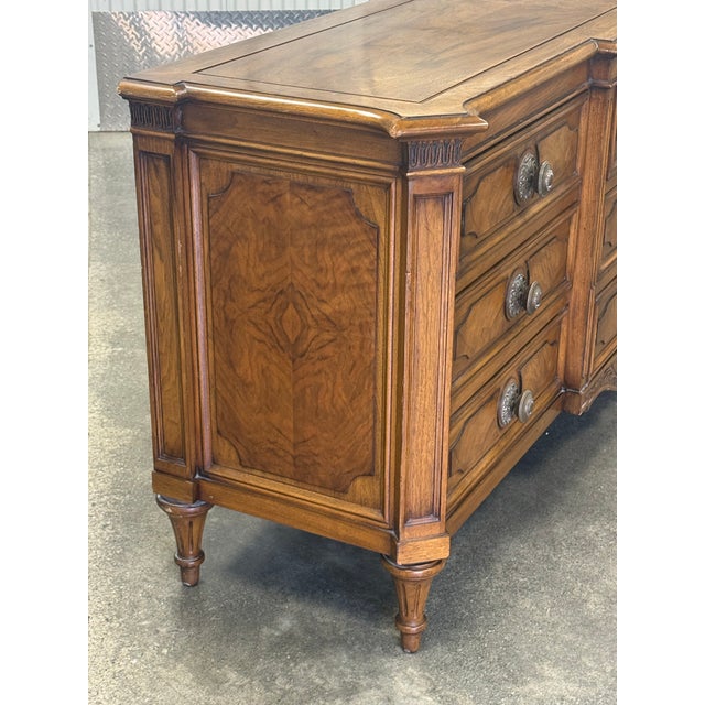 Karges Furniture Late 20th Century Karges Burled Walnut French Regency Dresser For Sale - Image 4 of 12