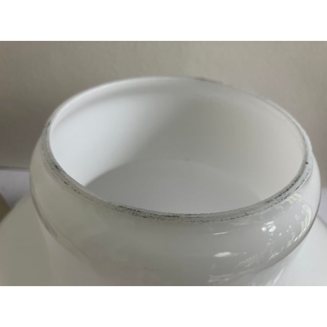 White Enrico Tronconi, Original and Iconic Machine-Age Style Table Lamp, 1960s For Sale - Image 8 of 9