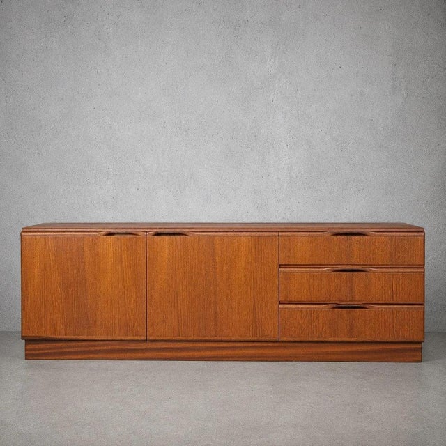 Mid-Century Teak Low Sideboard by McIntosh, 1960s For Sale - Image 10 of 10