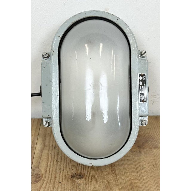 Industrial Cast Aluminium Wall Light with Milk Glass from Elektrosvit, 1970s For Sale - Image 12 of 17