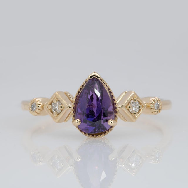 1.1Ct Purple Sapphire Ring With Earth Mined Diamonds: Solid 14k Gold, Size 6.75 For Sale - Image 4 of 8