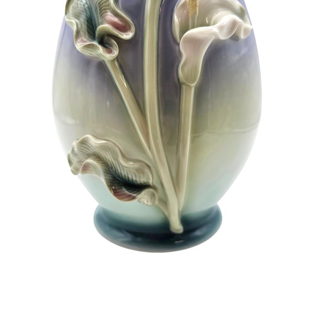 Franz Collection Calla Lily Sculptural Porcelain Vase Fz00045 by Kuei Mei, 14.5" For Sale - Image 14 of 14