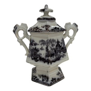 19th Century English Mulberry Dinnerware Hexagon Shaped Tureen