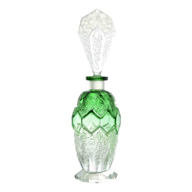 Art Deco Opaline Glass Perfume Bottle in the style of René Lalique, 1930s For Sale