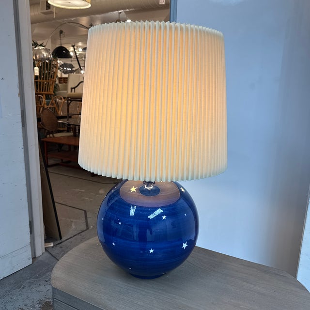 Boho Chic Late 20th Century Celestial Ceramic Globe Table Lamp For Sale - Image 3 of 12