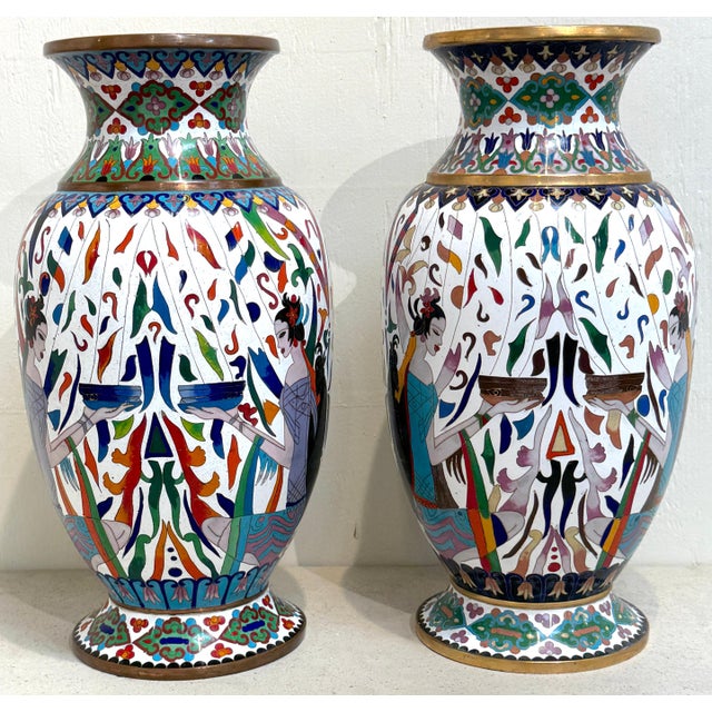 Pair of Chinese Cloisonné Vases with Egyptian Revival Motifs, Later 20th Century For Sale - Image 14 of 18